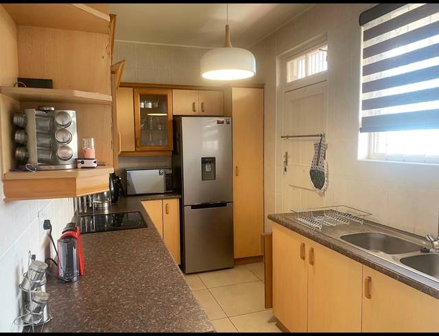 1.5 BEDROOM APARTMENT FOR SALE IN WINDERMERE